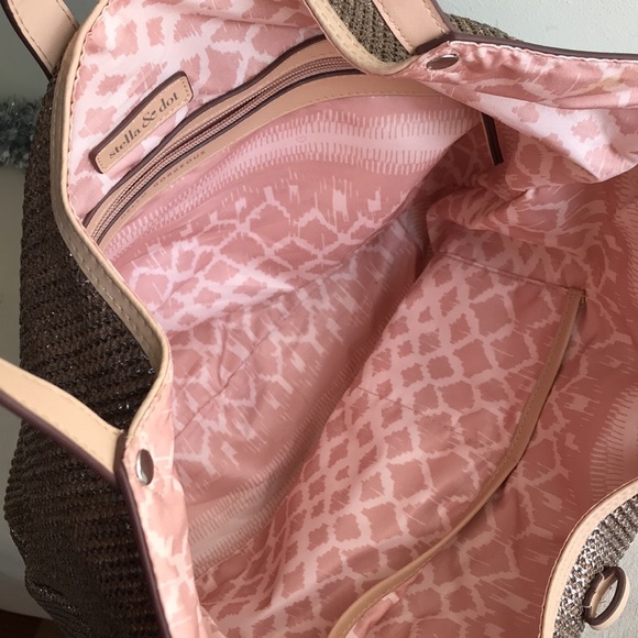 EUC Stella & dot tote shiny metallic gold with tan trim cross hatch vegan bag - Picture 7 of 8
